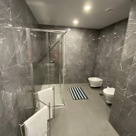 Da Silva Surf Two * Lourinhã